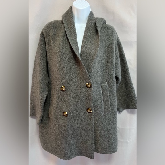 ZARA Women’s Size‎ Medium knit  Button Front cardigan  Coat Gray - Picture 1 of 8
